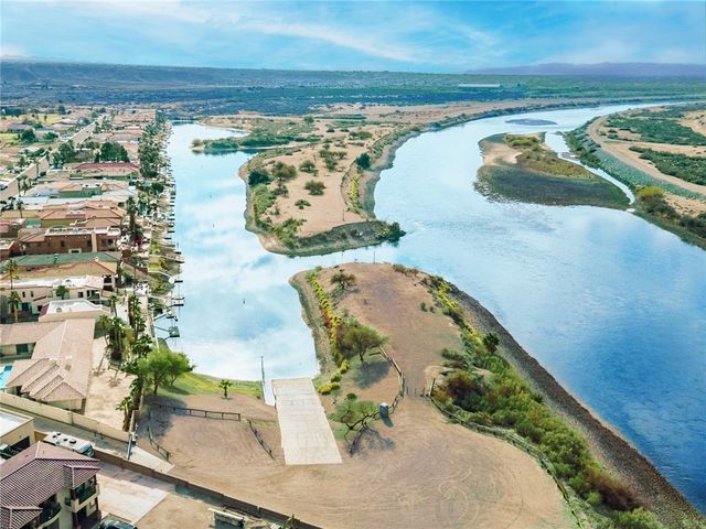 1306 Lause Road, Bullhead City, AZ 86442