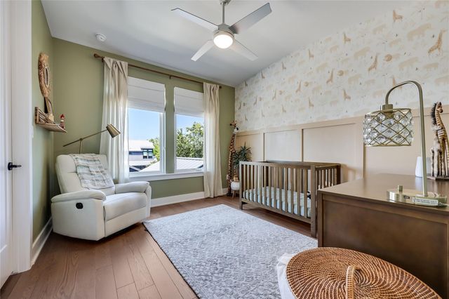 2111 Greenwood Ave A, Austin, TX 78723