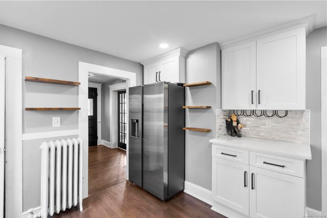 67 Bissell Street, Manchester, CT 06040