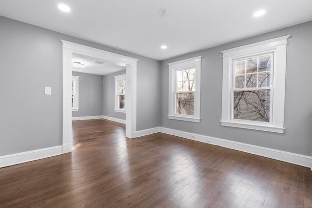 67 Bissell Street, Manchester, CT 06040