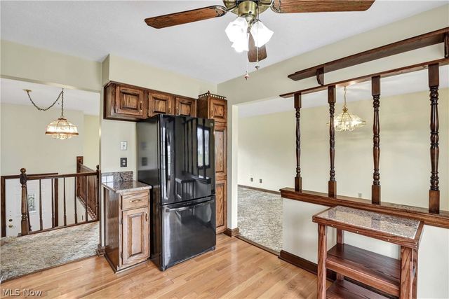 8712 Fenway Drive, Parma, OH 44129