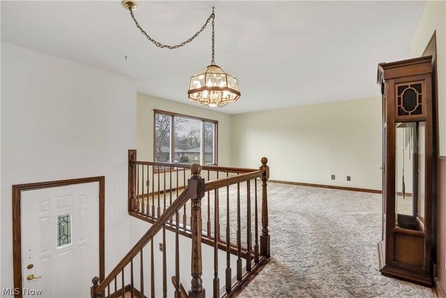 8712 Fenway Drive, Parma, OH 44129