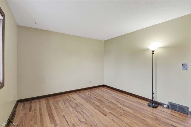 8712 Fenway Drive, Parma, OH 44129