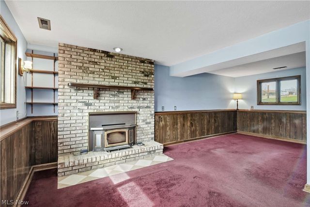 8712 Fenway Drive, Parma, OH 44129