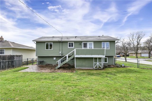 8712 Fenway Drive, Parma, OH 44129