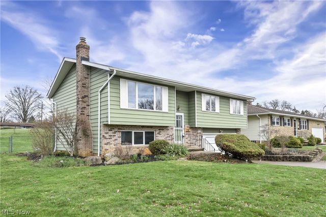 8712 Fenway Drive, Parma, OH 44129