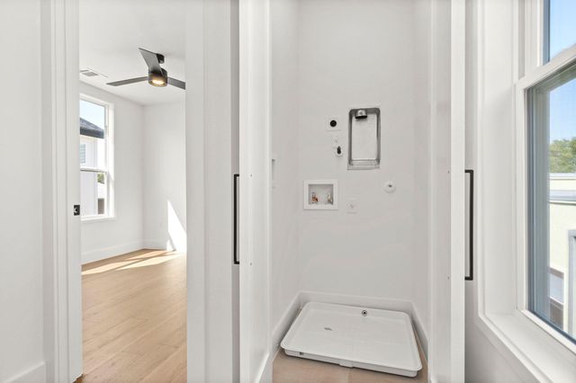 1407 Cedar Ave 2, Austin, TX 78702