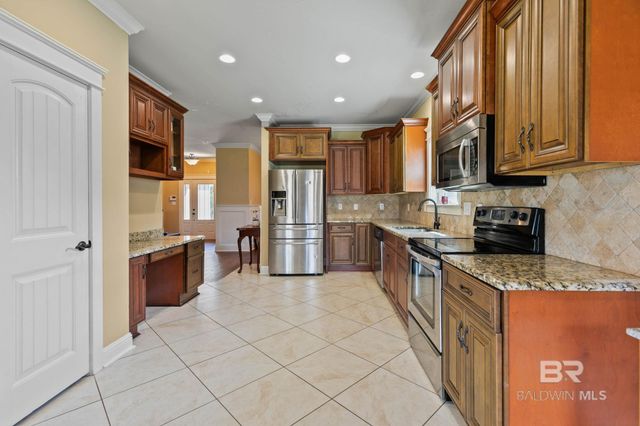 8735 Bainbridge Drive, Daphne, AL 36526