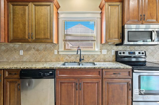 8735 Bainbridge Drive, Daphne, AL 36526