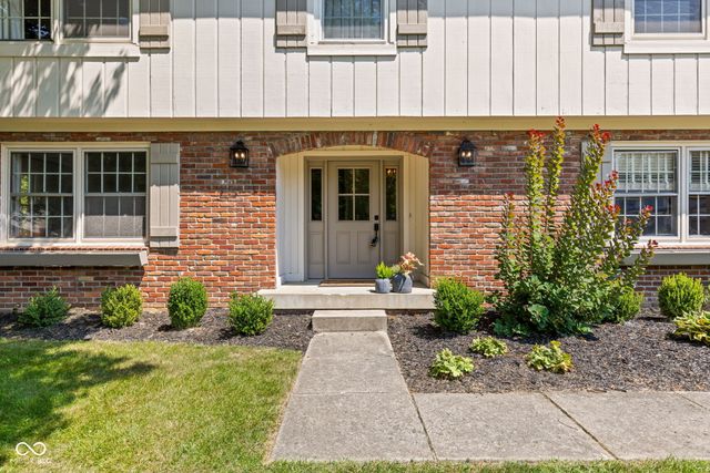 6852 Marmont Court, Indianapolis, IN 46220