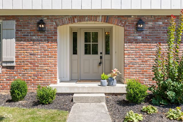 6852 Marmont Court, Indianapolis, IN 46220
