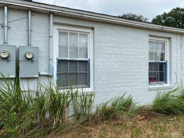 7095 & 7097 Milton Dr, Milton, FL 32583