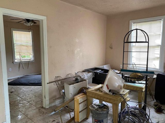 7095 & 7097 Milton Dr, Milton, FL 32583