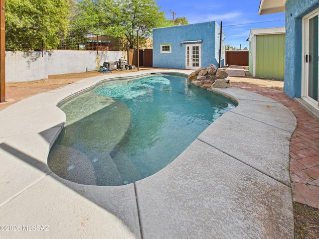 2240 E 2nd Street, Tucson, AZ 85719