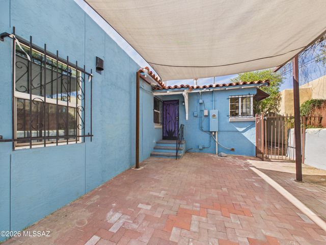2240 E 2nd Street, Tucson, AZ 85719