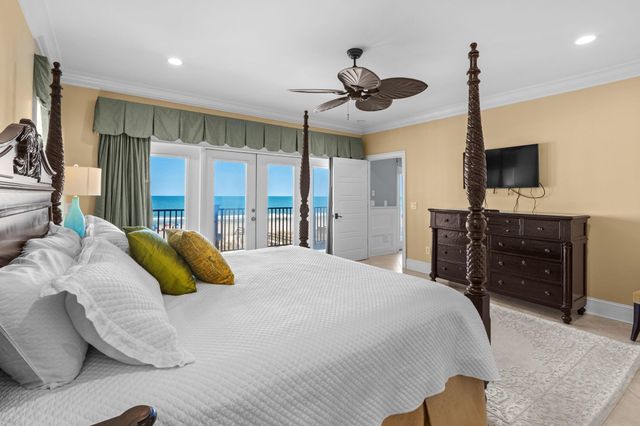 1689 S Waccamaw Dr., Murrells Inlet, SC 29576