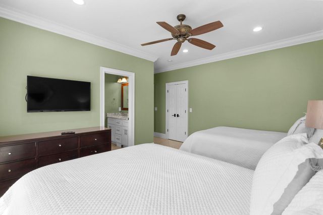 1689 S Waccamaw Dr., Murrells Inlet, SC 29576