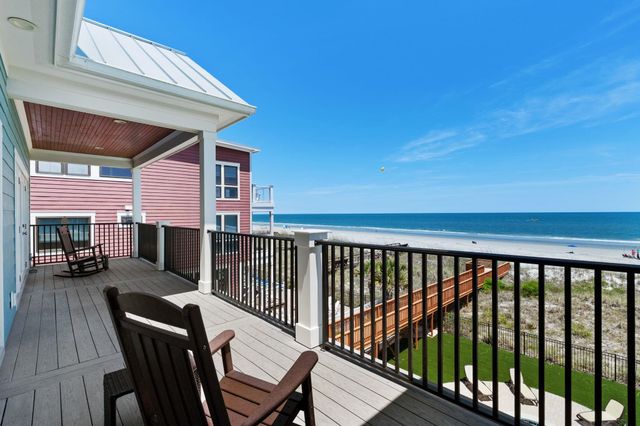1689 S Waccamaw Dr., Murrells Inlet, SC 29576
