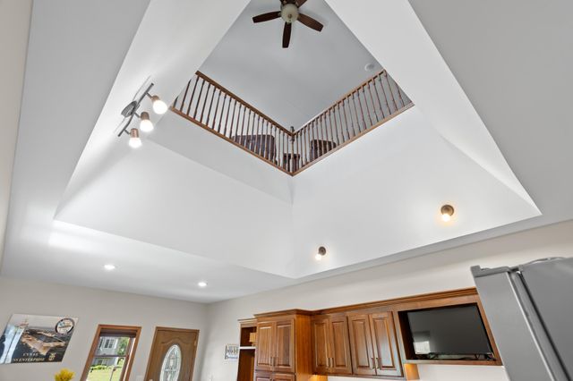 606 3 Street E, Horace, ND 58047