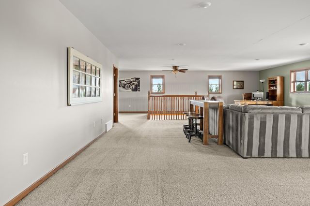 606 3 Street E, Horace, ND 58047
