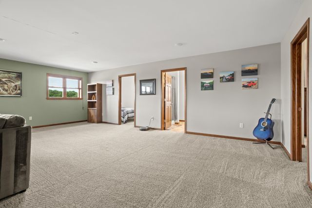 606 3 Street E, Horace, ND 58047