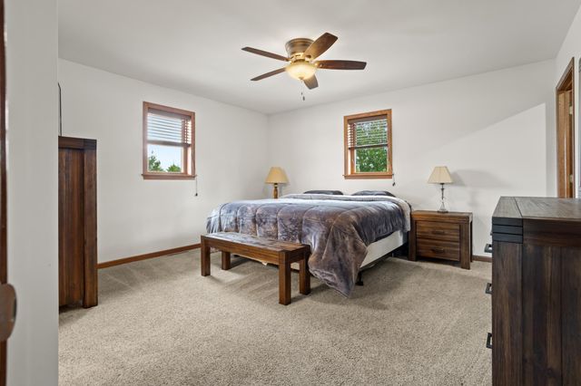 606 3 Street E, Horace, ND 58047