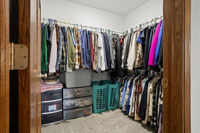606 3 Street E, Horace, ND 58047