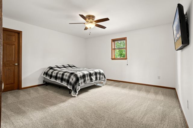 606 3 Street E, Horace, ND 58047
