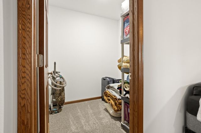 606 3 Street E, Horace, ND 58047