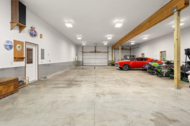 606 3 Street E, Horace, ND 58047