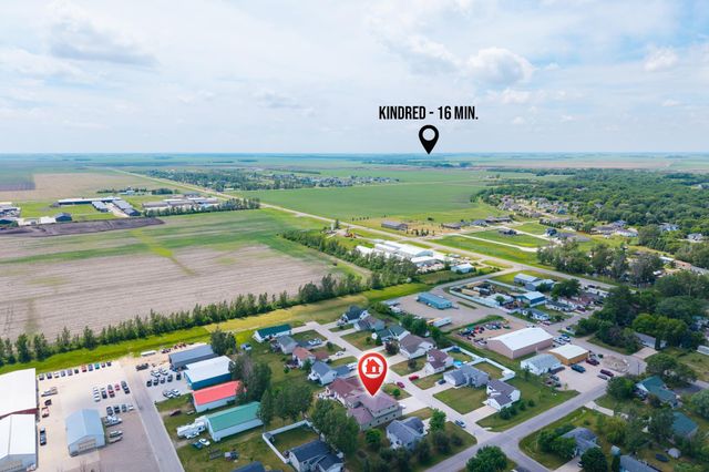 606 3 Street E, Horace, ND 58047
