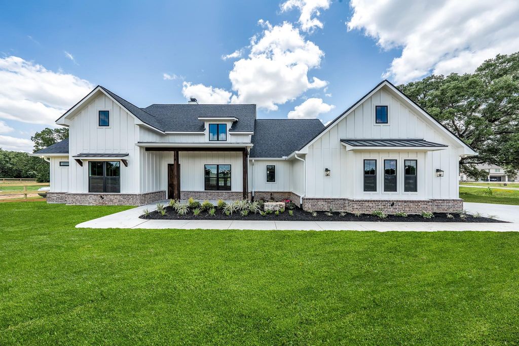 5811 Rain Meadow Drive, College Station, TX 77845