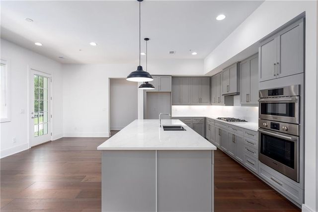 1200 Ponce De Leon Avenue B1, Atlanta, GA 30306