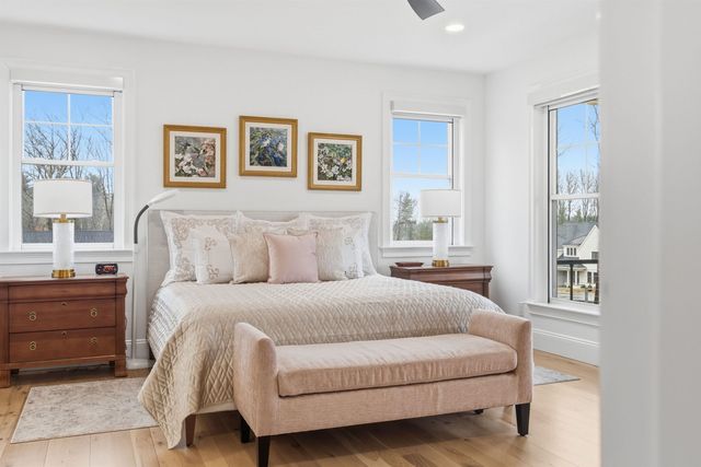 10 Hobart Lane, Hollis, NH 03049