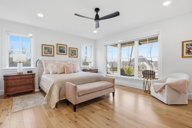 10 Hobart Lane, Hollis, NH 03049