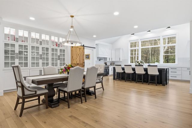 10 Hobart Lane, Hollis, NH 03049