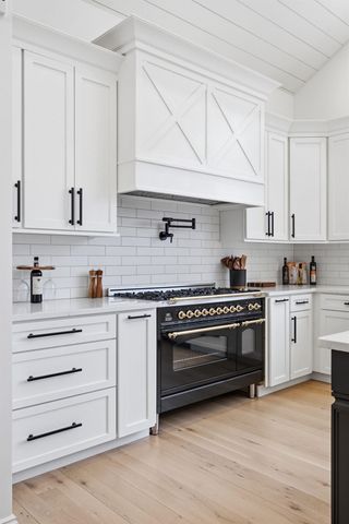 10 Hobart Lane, Hollis, NH 03049