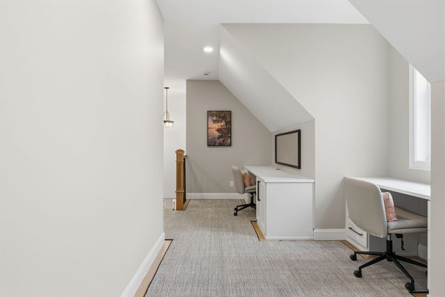 10 Hobart Lane, Hollis, NH 03049