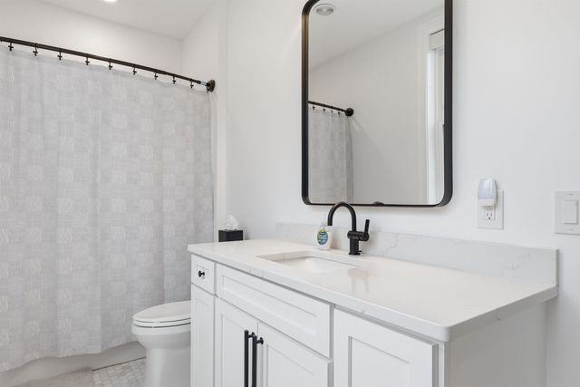 10 Hobart Lane, Hollis, NH 03049