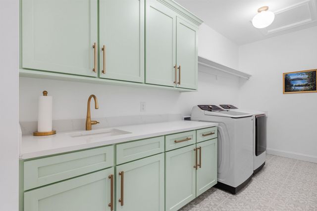 10 Hobart Lane, Hollis, NH 03049