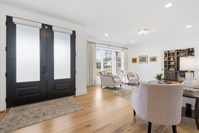 10 Hobart Lane, Hollis, NH 03049