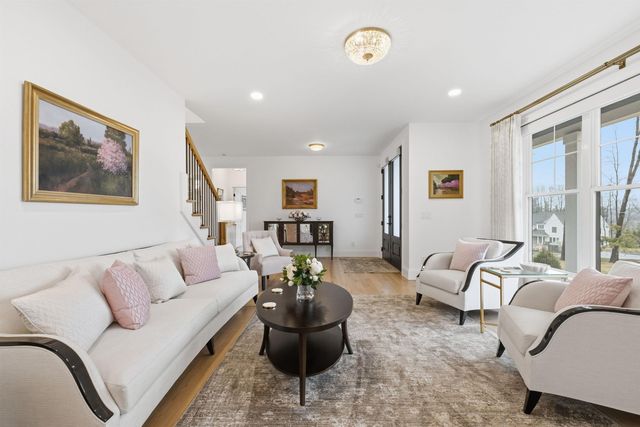 10 Hobart Lane, Hollis, NH 03049