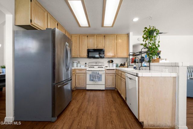 38030 Lido Drive, Palmdale, CA 93552