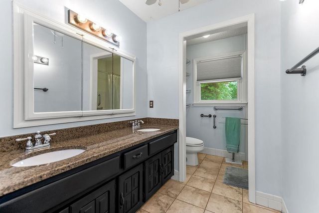 24825 Countryview Drive, Kearney, MO 64060