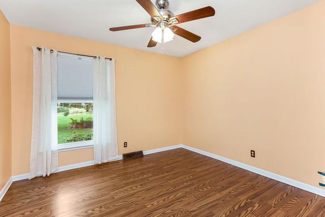 24825 Countryview Drive, Kearney, MO 64060