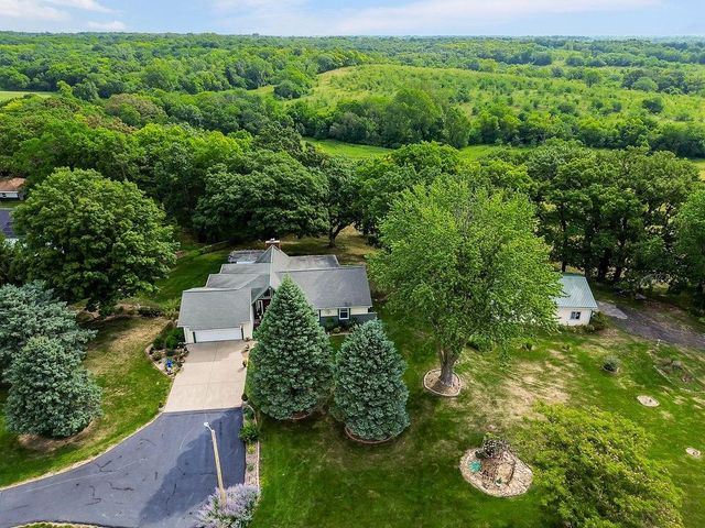 24825 Countryview Drive, Kearney, MO 64060