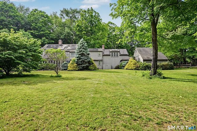 91 Obtuse Hill Road, Brookfield, CT 06804