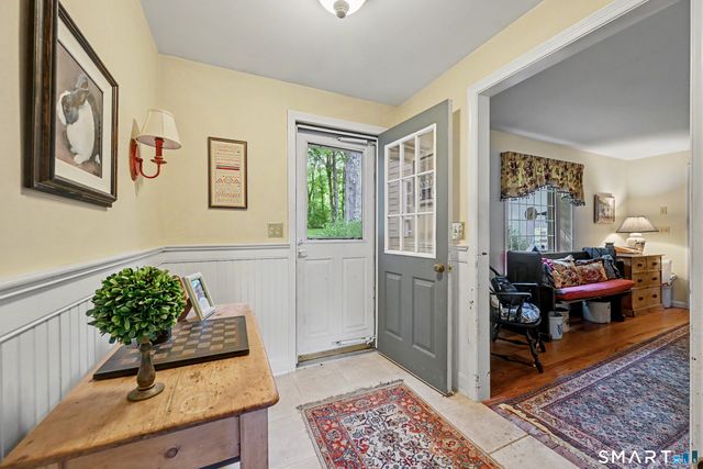 91 Obtuse Hill Road, Brookfield, CT 06804