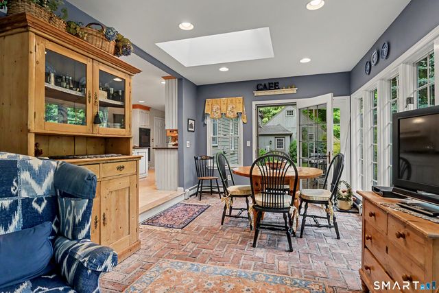 91 Obtuse Hill Road, Brookfield, CT 06804
