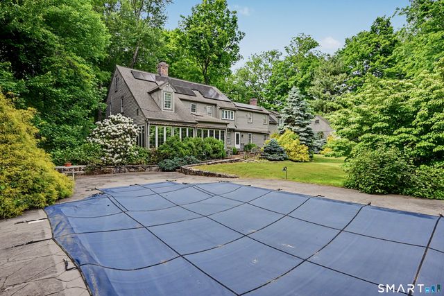 91 Obtuse Hill Road, Brookfield, CT 06804